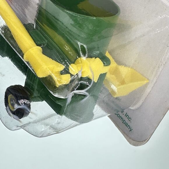 ERTL John Deere Grinder Mixer Mill 1/64 Vintage NEW IN PACKAGE #586 - Picture 4 of 5